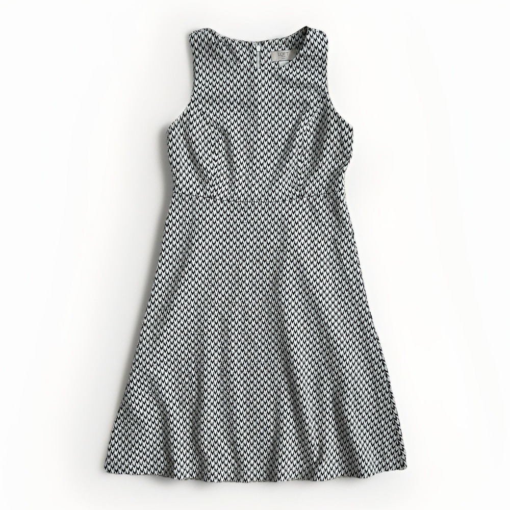 LOFT Petite Black and White Print Skater Dress Sz 2 Sleeveless Knit Mod Comfort - Picture 12 of 16